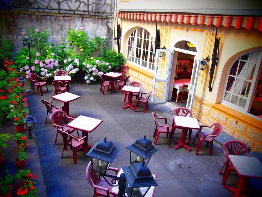 Hotel Calvaire ลูร์ด ภายนอก รูปภาพ